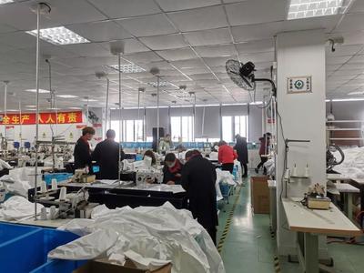 這就是上海&ldquo;抗疫&rdquo;速度!5天完成轉(zhuǎn)產(chǎn),周浦這家企業(yè)的防護服開工生產(chǎn)了!