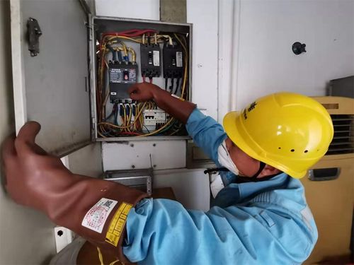 南網(wǎng)黨員沖鋒在前,他們是這場(chǎng)戰(zhàn) 疫 中最美的守護(hù)者